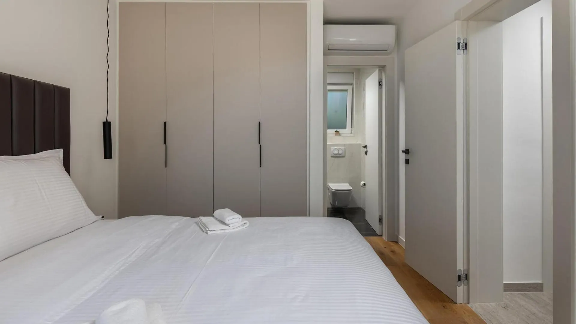 3 Bedroom Nice Apartment In Kozino
