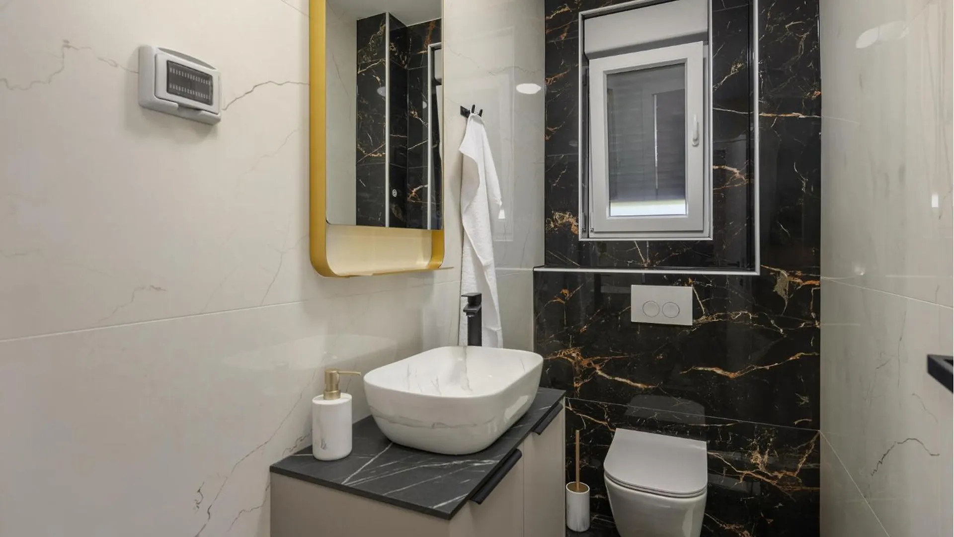 3 Bedroom Nice Apartment In Kozino