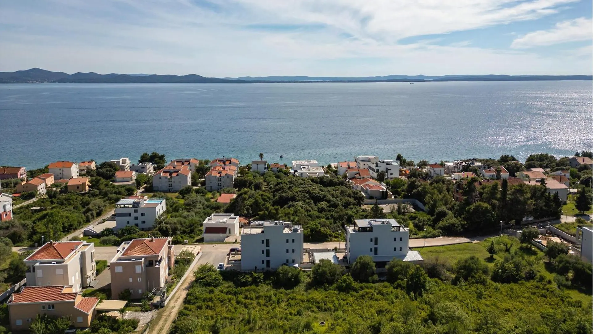 3 Bedroom Nice Apartment In Kozino 0*,