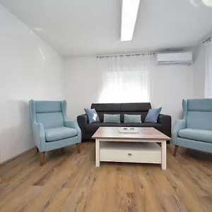  Apartment Rudius